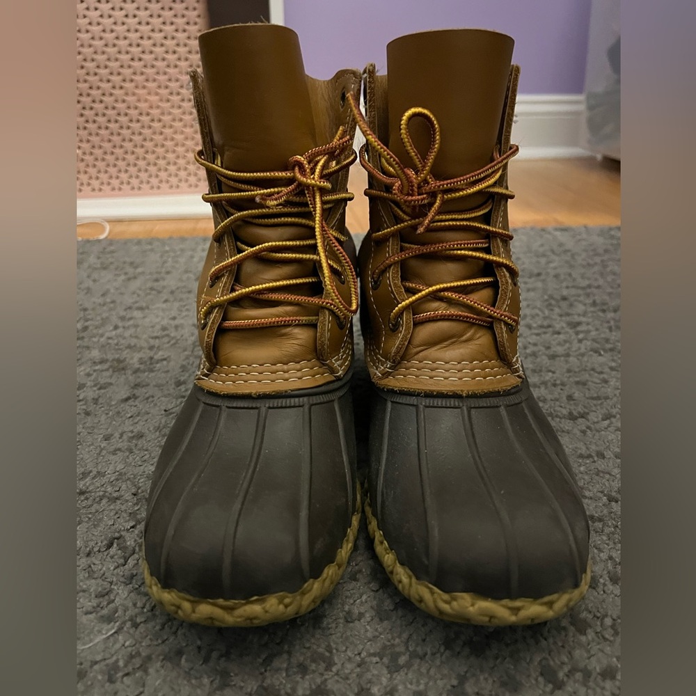 SOLD Women's Bean Boots, 8”